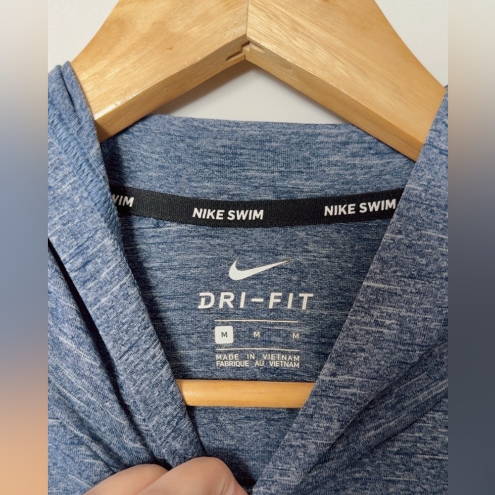 Nike Men's Dri-fit Hoodie - Picture 4 of 5